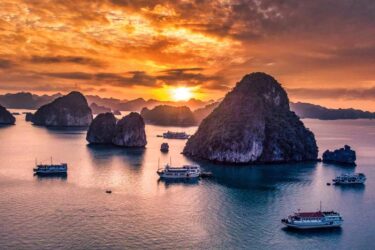 Tour Hà Nội - Viếng Lăng Bác - Tràng An - Bái Đính - Hạ Long - Yên Tử 4N3Đ