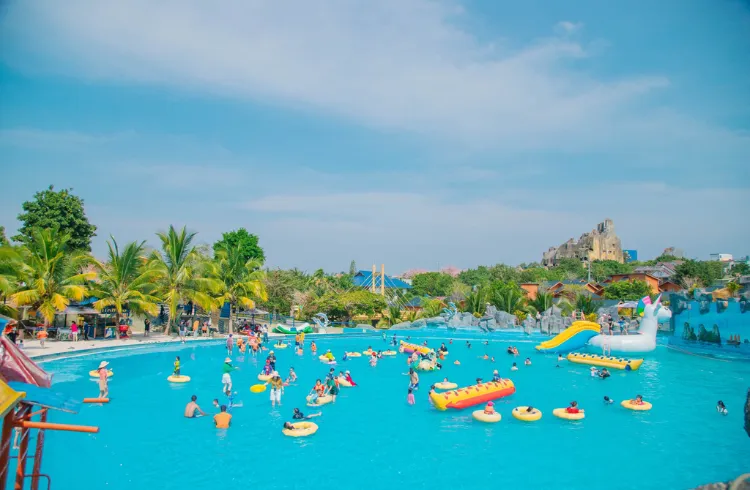 Tour Bảo Lộc 2 Ngày 1 Đêm | Khám Phá Thác Dambri - Trải Nghiệm Tắm Khoáng Nóng Tại Tea Resort