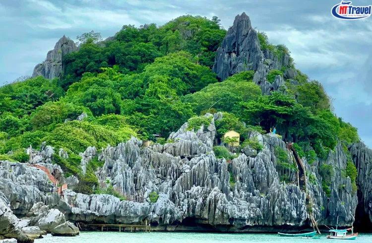 Tour Đảo Hòn Nghệ 2 Ngày 2 Đêm Từ TP. Hồ Chí Minh - Lặn Ngắm San Hô - Thưởng Thức BBQ Hải Sản