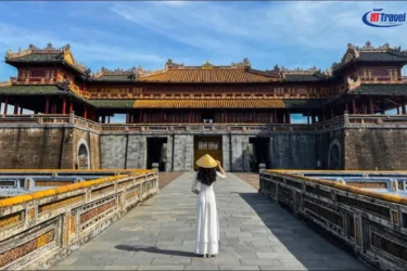 Tour Du Lịch Huế Đà Nẵng Hội An 4 Ngày 3 Đêm | Trọn Gói Vé Máy Bay Xe Di Chuyển Tham Quan Di Sản Miền Trung