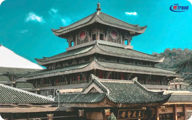 Kiến Trúc Độc Đáo Miếu Bà Chúa Xứ