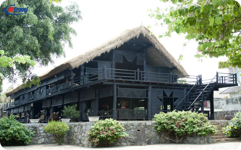 Tham Quan Khu Vực Trưng Bày Di Sản Tây Nguyên