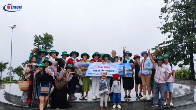 Tour Tây Nguyên 4 Ngày 4 Đêm Check-In Cột Mốc Một Bước Ba Nước