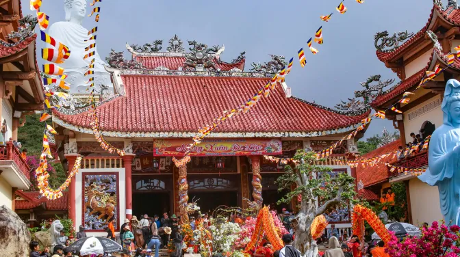 Lễ Hội Chùa Ông Núi Bình Định: Ngày Cầu Bình An, Tài Lộc Đầu Năm Mới