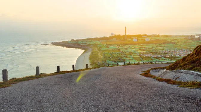 18+ Địa Điểm Du Lịch Lý Sơn Đẹp 'Siêu Thực' Hoang Sơ, Đẹp Như Maldives Giữa Lòng Xứ Quảng