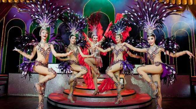 Pattaya Về Đêm Có Gì? Top 10 Trải Nghiệm Không Thể Bỏ Lỡ Khi Du Lịch Thái Lan