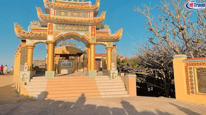 Mũi Dinh Thầy Phú Quý – Truyền Thuyết Linh Thiêng Và Vẻ Đẹp Kỳ Vĩ Nơi Mũi Đất Hướng Biển