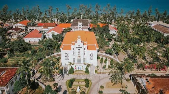 Làng Phong Quy Hòa Ngôi Làng Cổ Tích Bình Yên Bên Biển Quy Nhơn