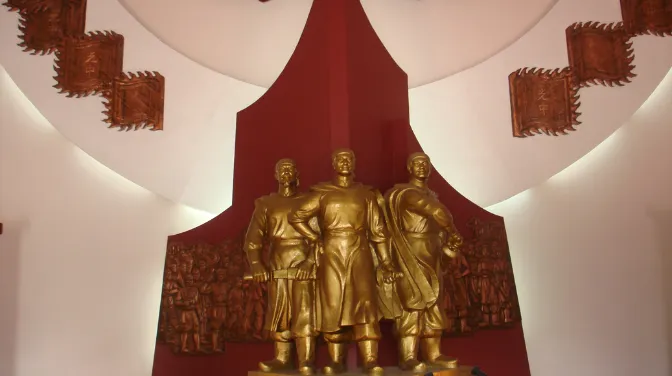 Chân Dung 3 Anh Em Nhà Tây Sơn