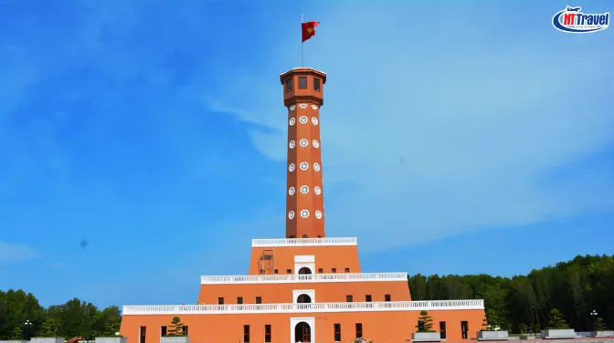 Cột Cờ Mũi Cà Mau