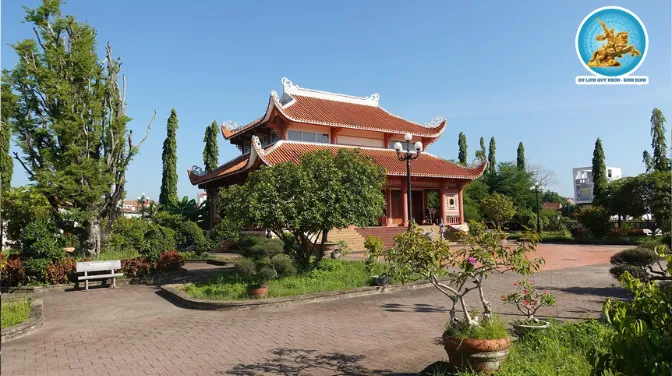 Kiến Trúc Đền Thờ Đô Đốc Bùi Thị Xuân