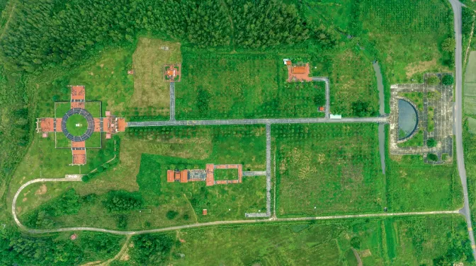 Kiến Trúc Độc Đáo Của Đài Kính Thiên