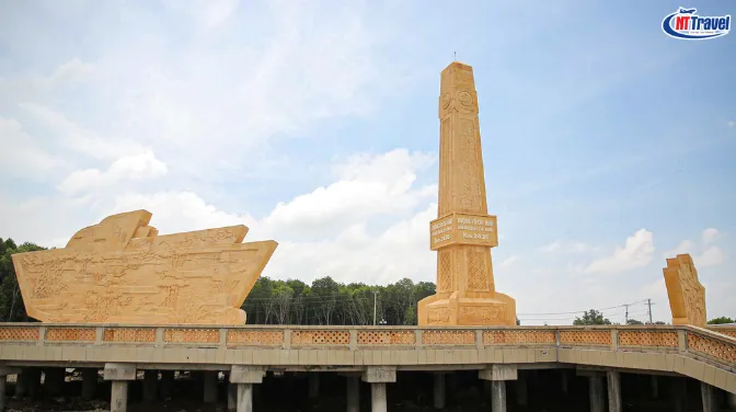 Mốc Điểm Cuối Đường Hồ Chí Minh