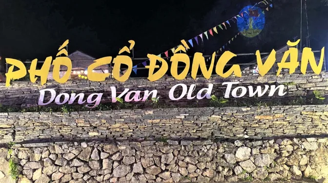 Du Lịch Phố Cổ Đồng Văn Về Đêm