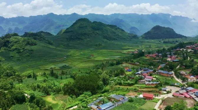 Làng Văn Hóa Du Lịch Nặm Đăm