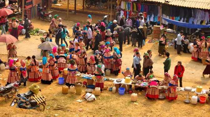 Chợ Phiên Và Lễ Hội