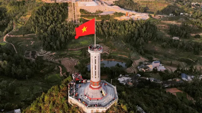 Ý Nghĩa Cột Cờ Lũng Cú: Bốn Tầng Giá Trị