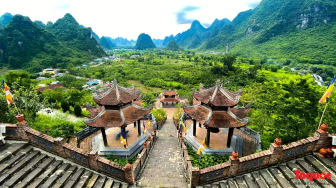 Chùa Phật Tích Trúc Lâm Bản Giốc