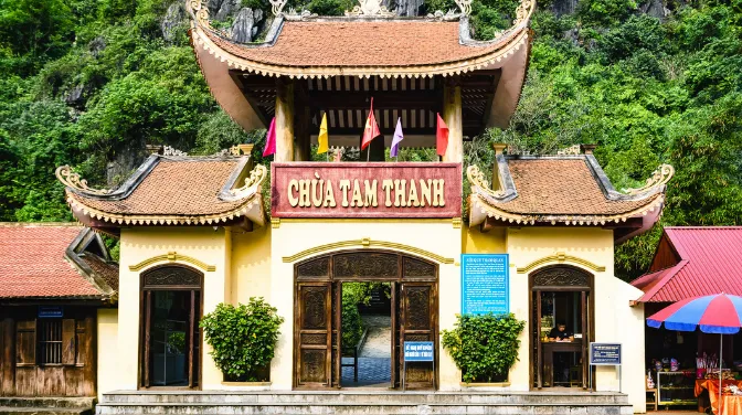 Chùa Tam Thanh Lạng Sơn
