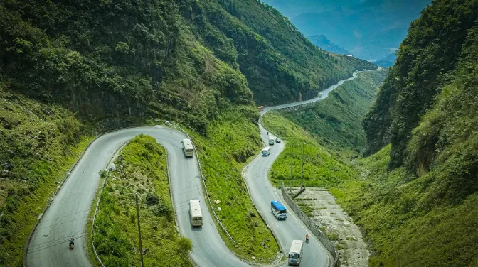 Đường Hạnh Phúc Dài khoảng 185 km