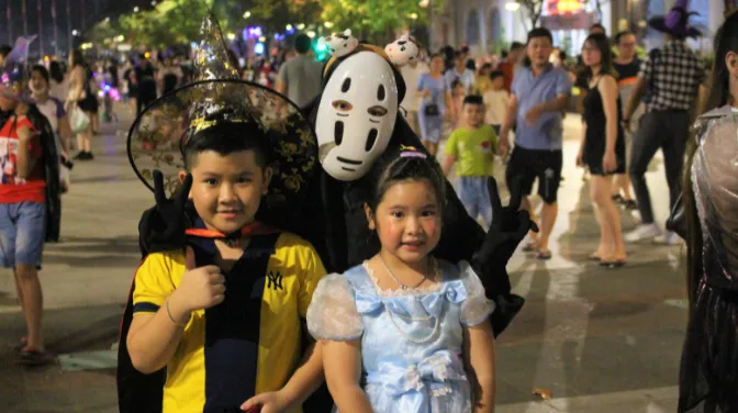Halloween Phố Đi Bộ Nguyễn Huệ