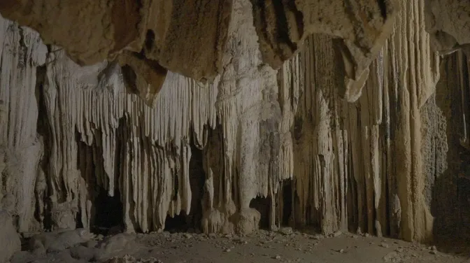 Hang Cốc Mười