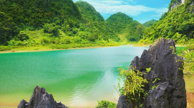 Hồ Thang Hen Cao Bằng