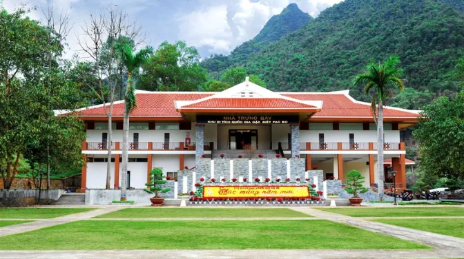 Khu Di Tích Pác Bó